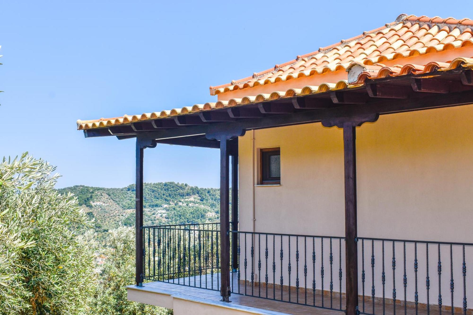 Apartments Villa L&M Skiathos Kalivia  Exterior photo