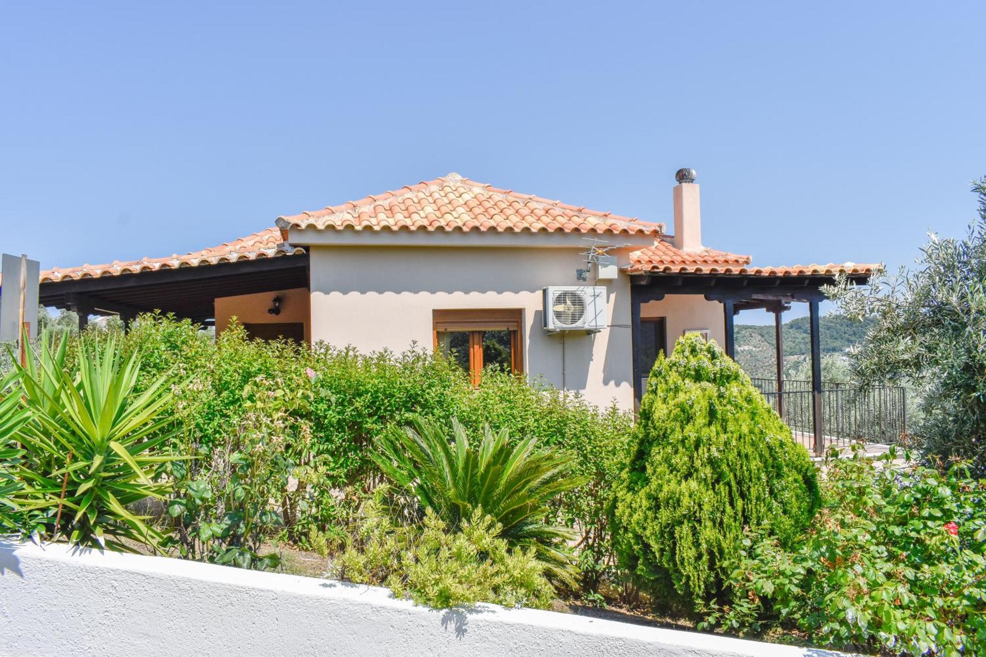 Apartments Villa L&M Skiathos Kalivia  Exterior photo